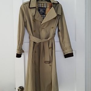 Burberry Trenchcoat